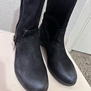 BCBGeneration Black Leather Mid-Calf Zip Ankle Boots